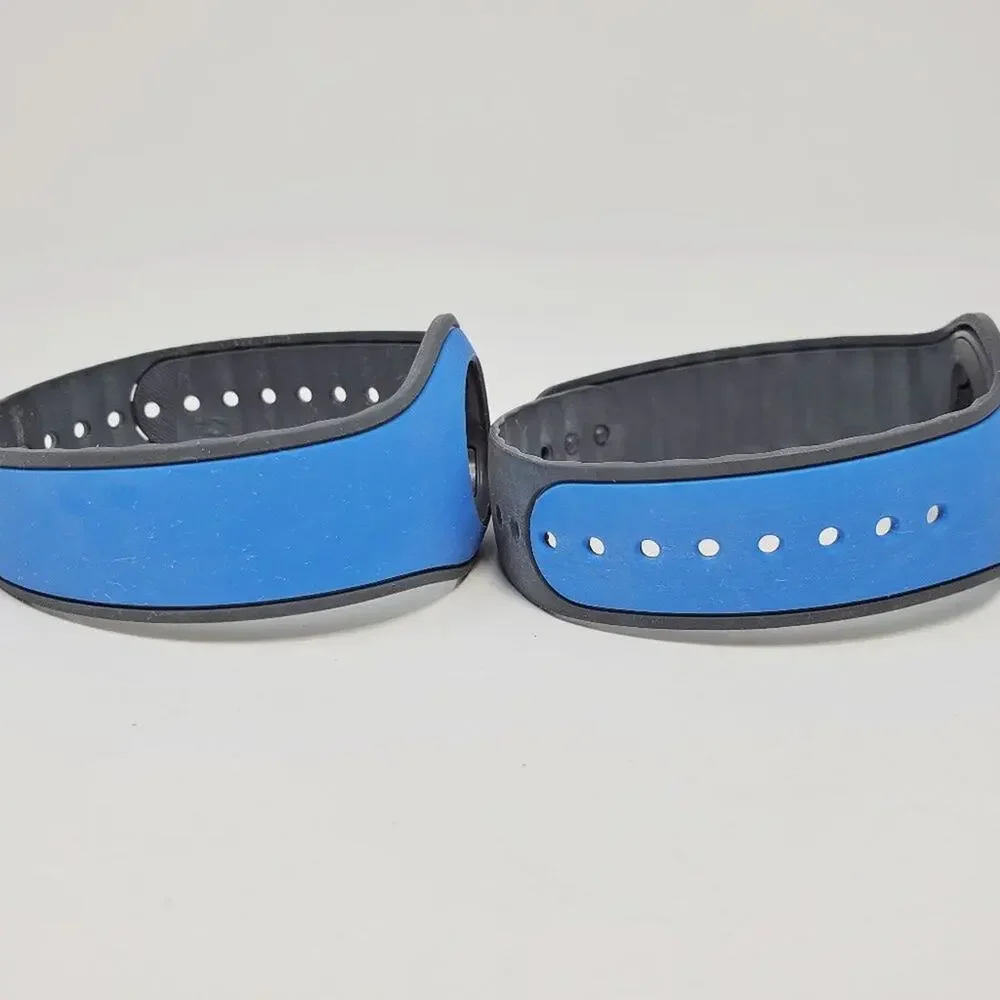 Disney Blue Pair of MagicBands 2